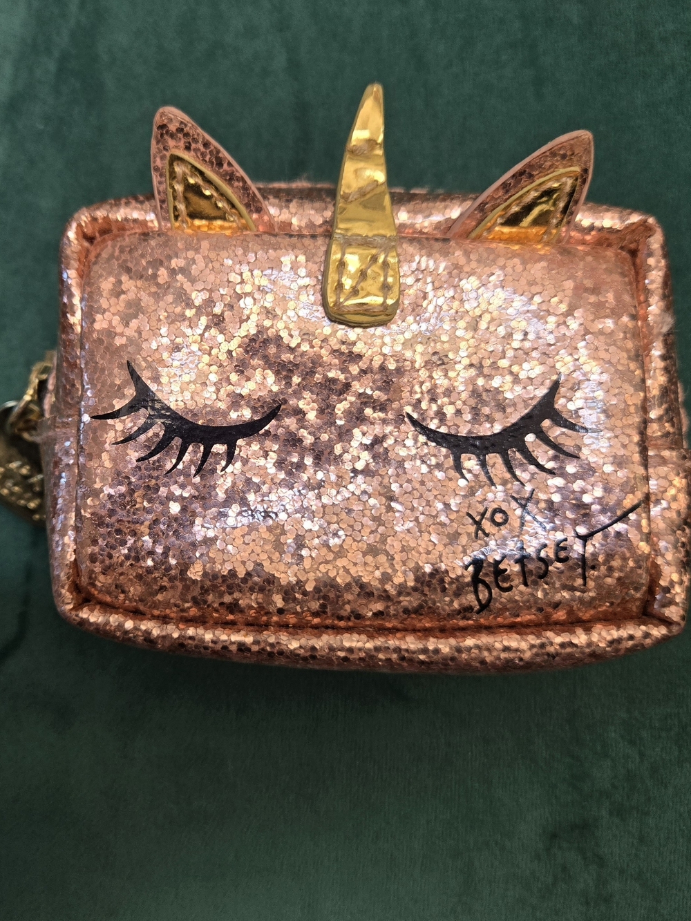 Betsey Johnson Rose Gold Unicorn Travel Pill Organizer